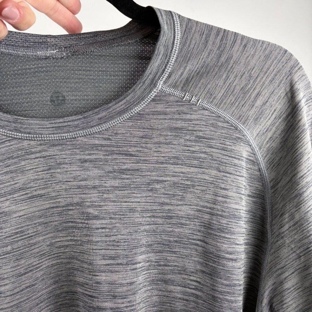 Lululemon Men’s Long Sleeve Training Shirt | Grey Athletic Top - Picture 3 of 6
